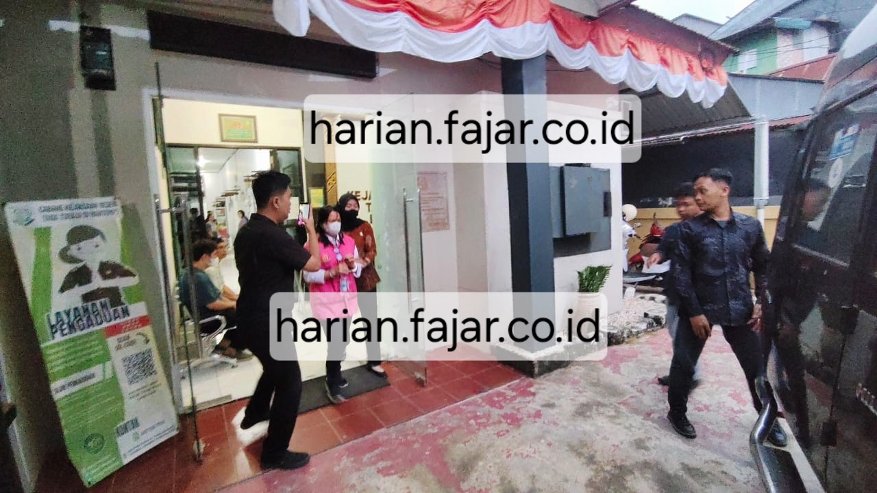 Eks Kadinkes Torut Elisabeth Ditahan Kejari Toraja