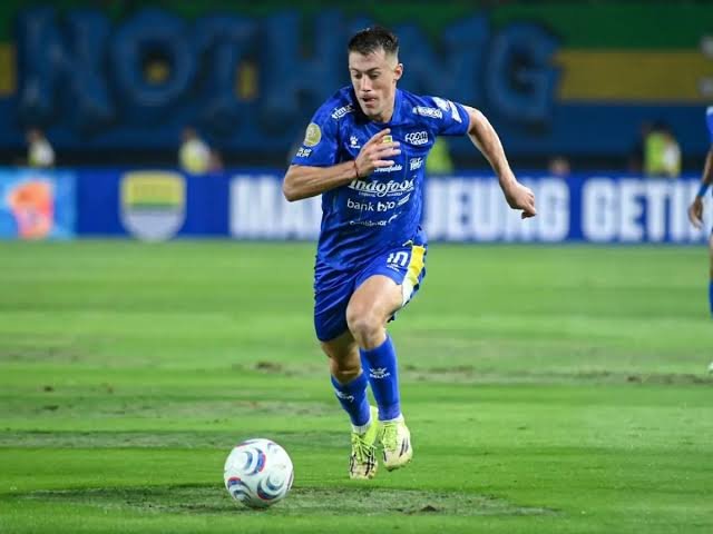 Mariano Peralta Siap Hadapi Port FC
